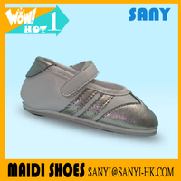 Stylish Sport Casual Soft Kid Dance Shoes with Shiney PU Upper