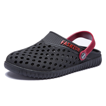 Garden Clog Shoes Casual Fashion Quick Drying Summer Beach Slipper Waterproof Super Light Garden Slippers Sandals for men an 2018 hot sell