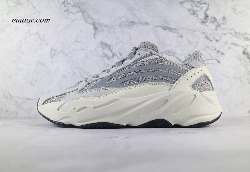 Adidas Yeezy Boost 700 Women‘s Wave Runner Cheap Shoes for Sale