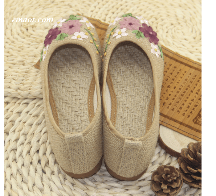 Flat Shoes for Women's Casual Ballet Flats Embroidery Vintage Round Toe Cotton Fabric Slip On Ladies Flat Shoes Chaussures Femme Loafers Moccasin Flat Shoes for Women 